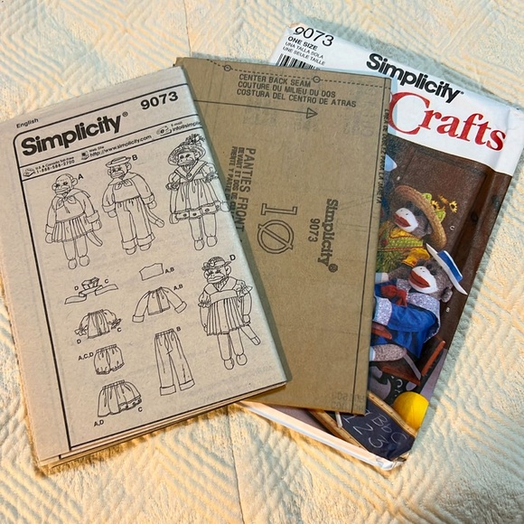 Simplicity 9073 Crafts Sock Monkeys and Clothes Pattern Uncut 1999 - Picture 9 of 9